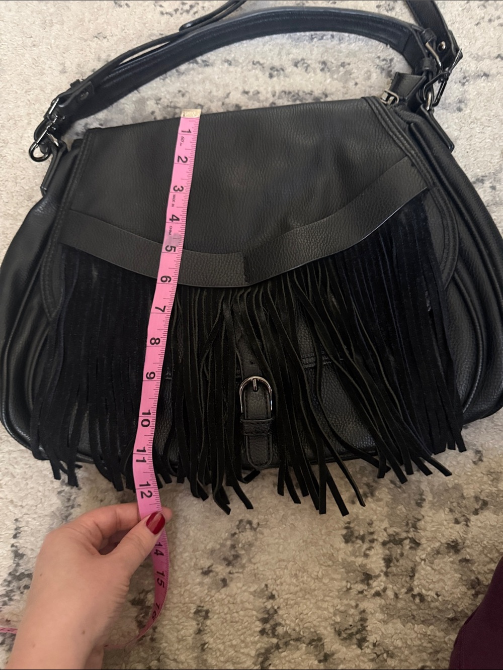Moda Luxe Black Fringe Shoulder Bag - Picture 3 of 11